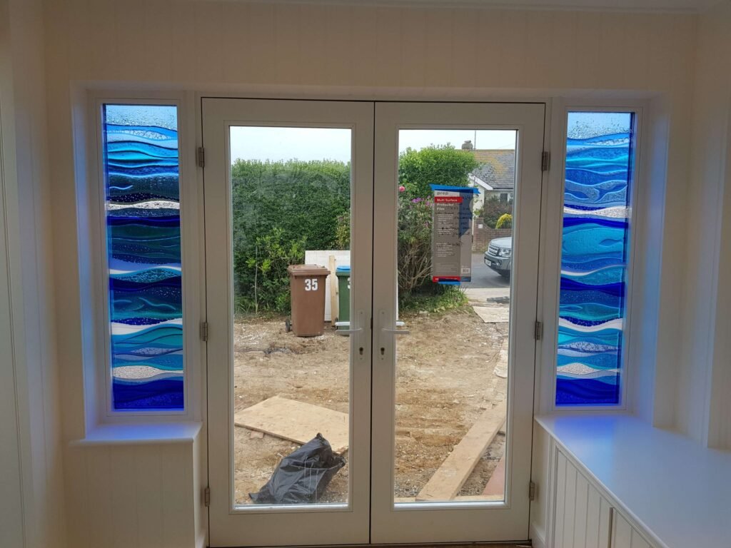Wooden double door, with side art glass screens